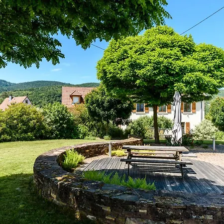 Apartament Jardin Et Vue Montagne *